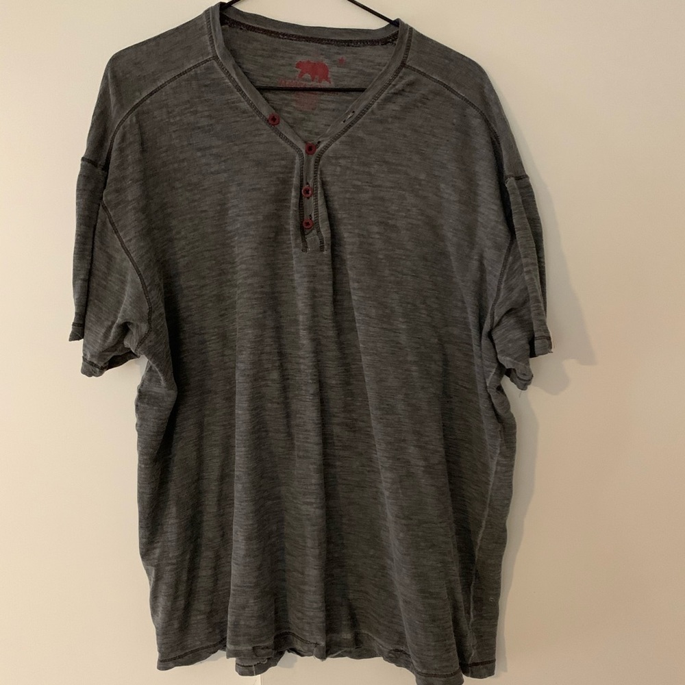 Dakota grizzly nice comfortable shirt